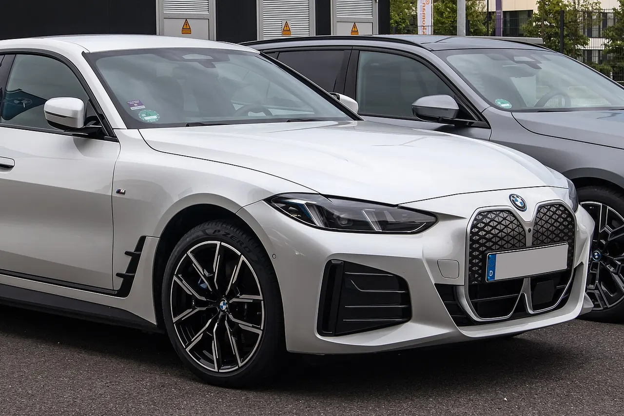 BMW i4, Außenansicht