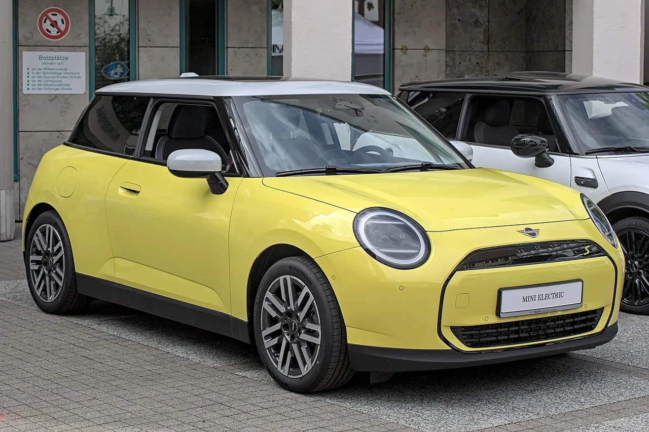 MINI Cooper E, Außenansicht